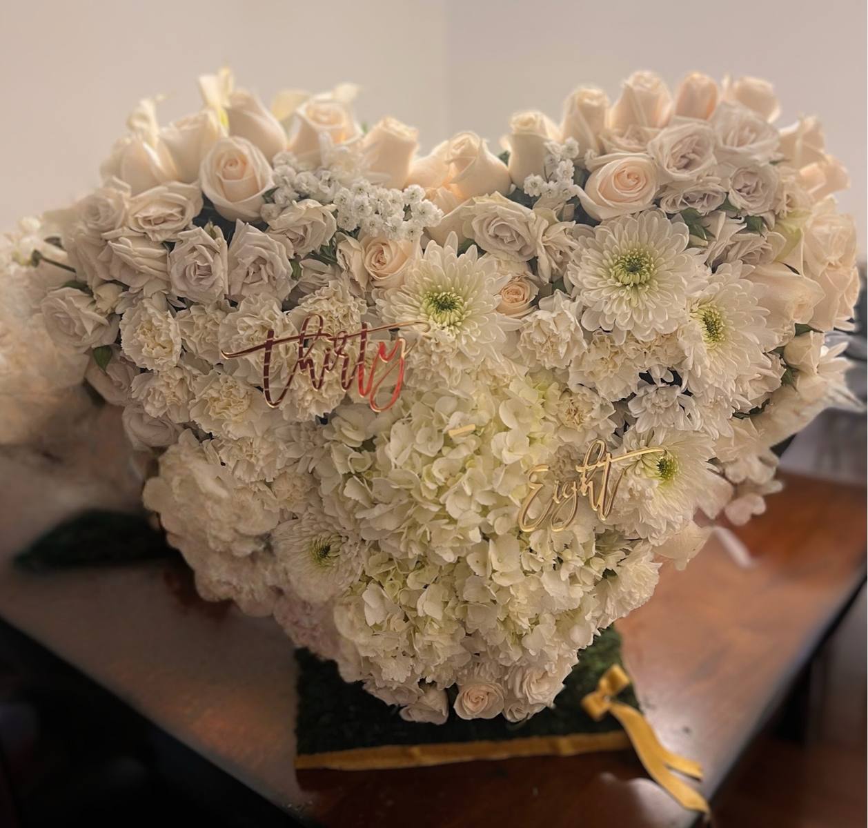 Flower Heart Stand